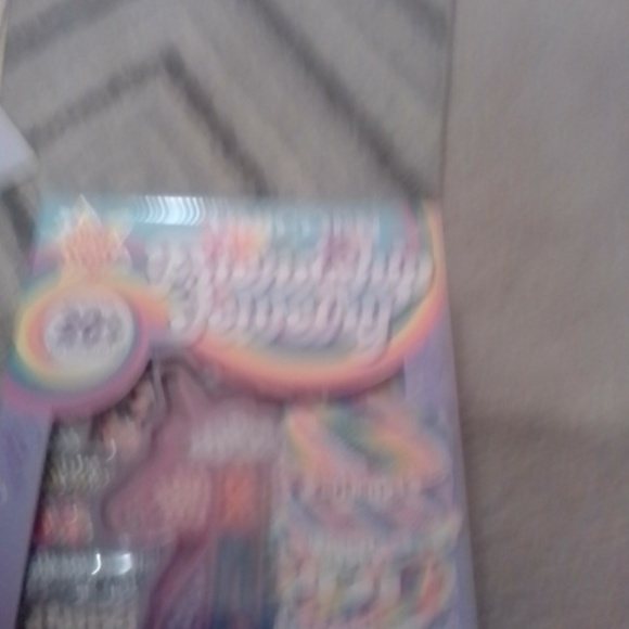 Just My style unicorn friendship jewelry bracelet maker create over 20+ bracelet - Picture 3 of 5